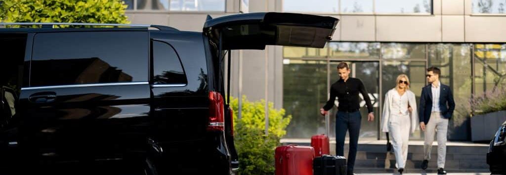 van-avec-chauffeur-prive-1024x683